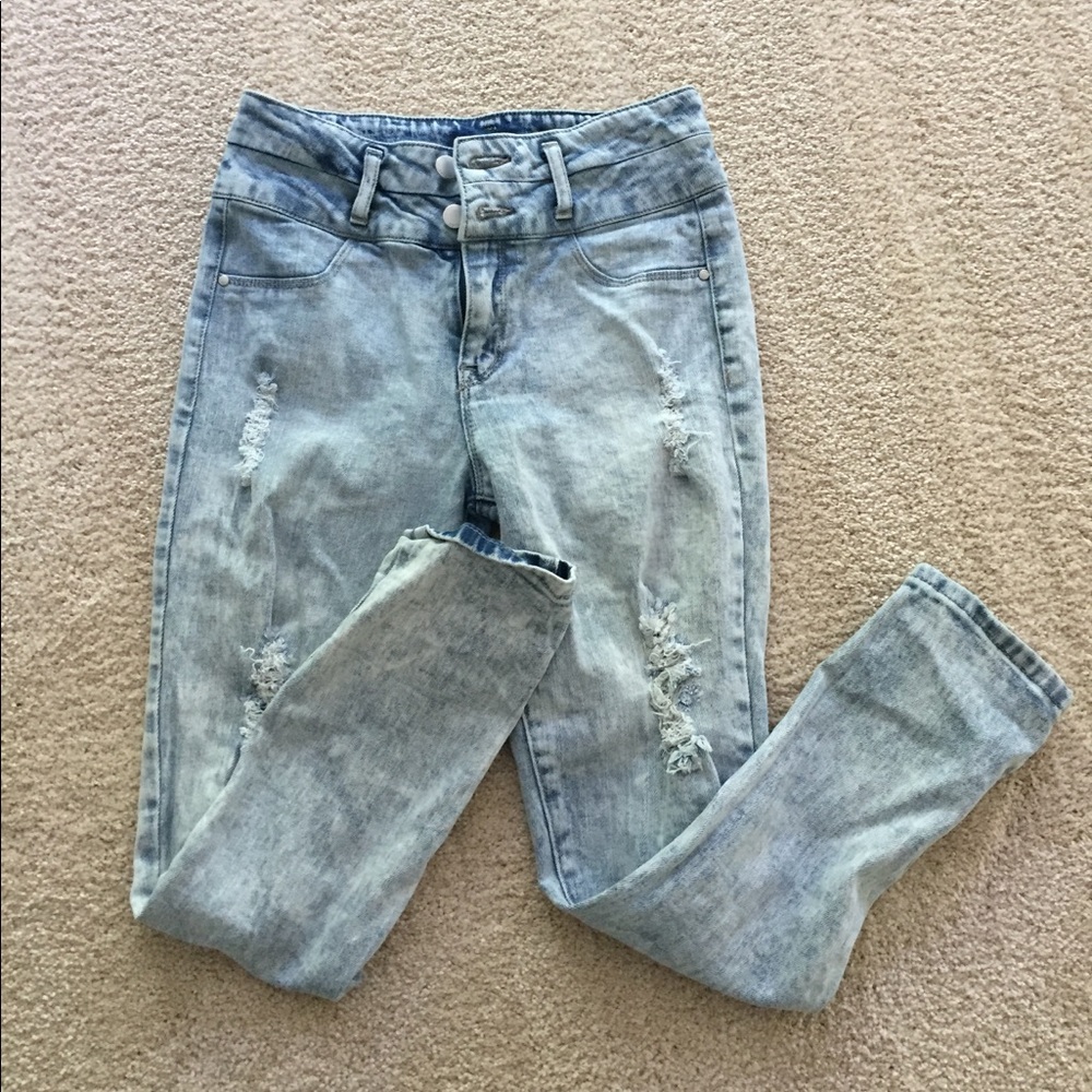 CHARLOTTE RUSSE Acid Wash Jeans